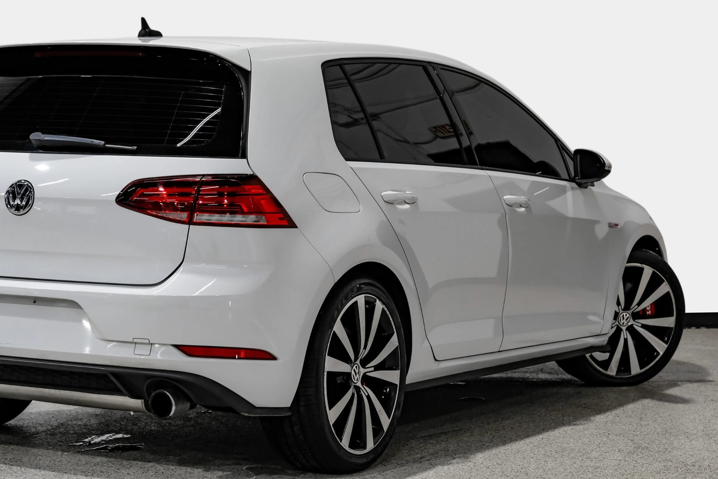 Used 2019 Volkswagen GTI Rabbit Edition FWD image 12