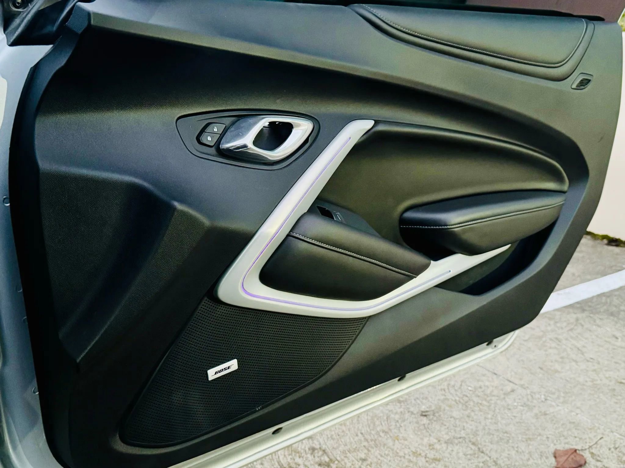 Used 2016 Chevrolet Camaro SS image 39