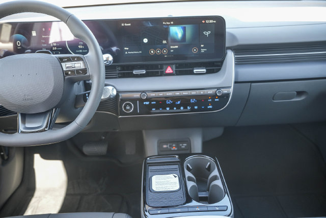 New 2026 Hyundai Ioniq 5 SEL RWD image 16