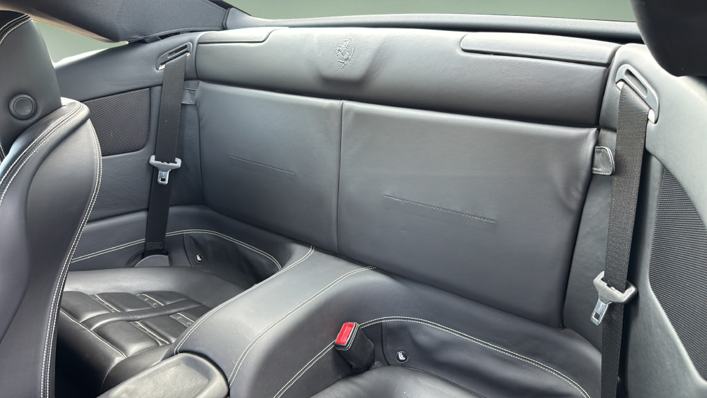 Used 2012 Ferrari California RWD image 32