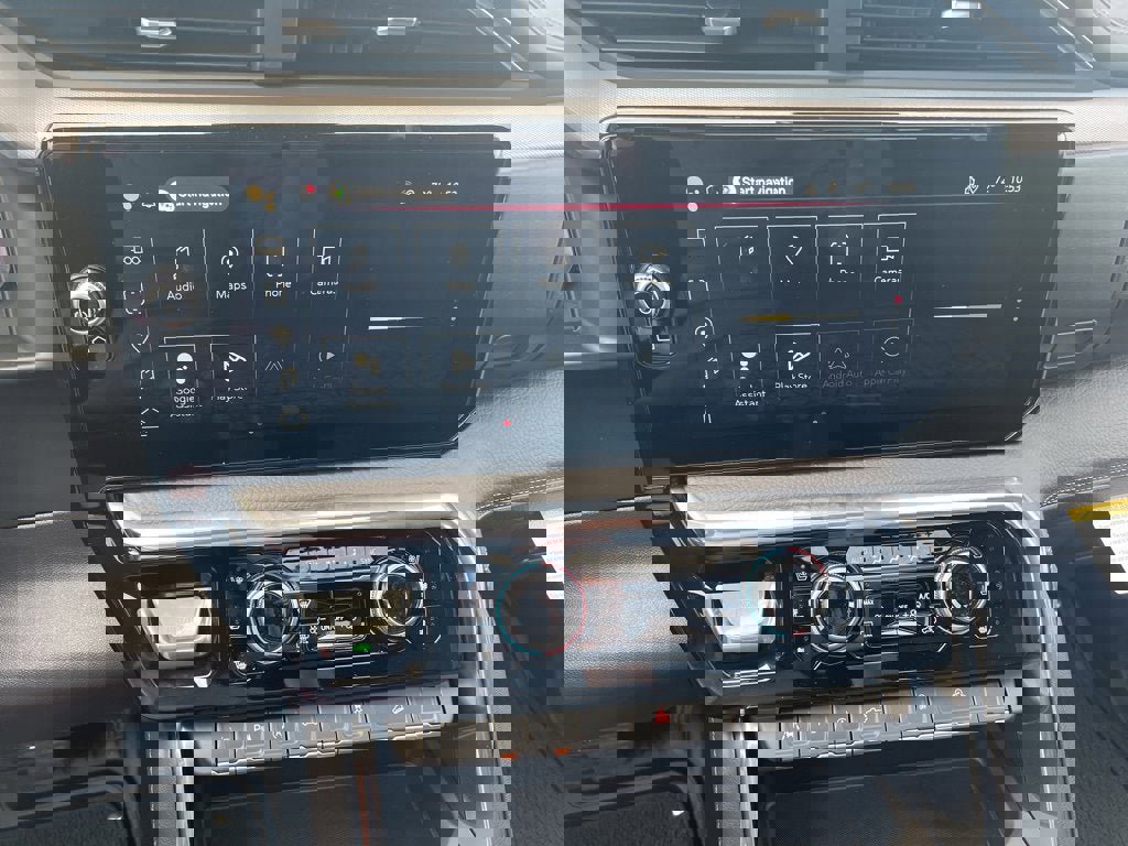 New 2025 GMC Sierra 1500 Denali w/ Denali Reserve Package image 4