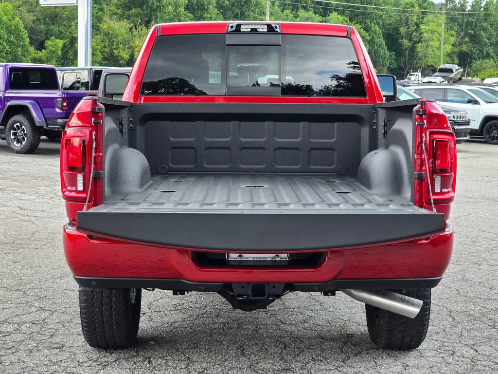New 2026 RAM 2500 Big Horn AWD/4WD image 13