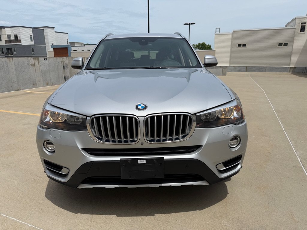 Used 2017 BMW X3 xDrive28i w/ Premium Package AWD/4WD image 2