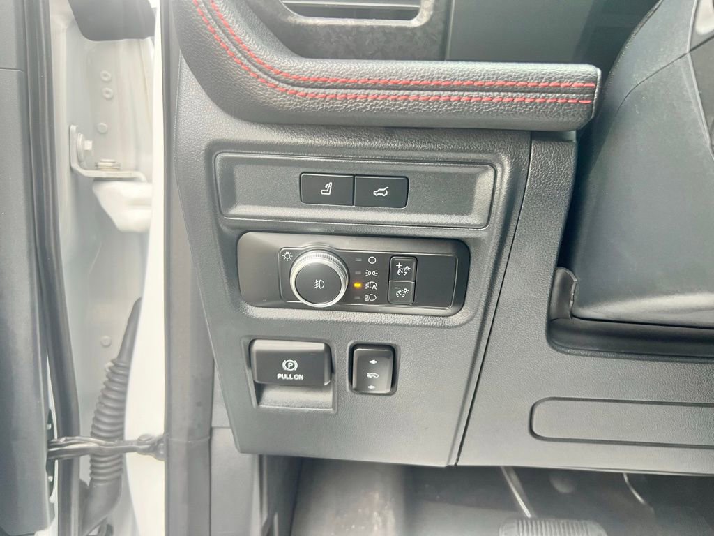 Used 2022 Ford Expedition Max Limited image 15