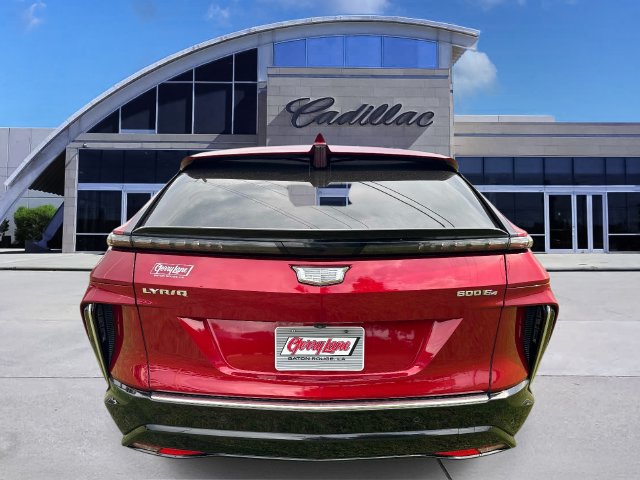 Certified 2024 Cadillac Lyriq Luxury AWD/4WD image 5