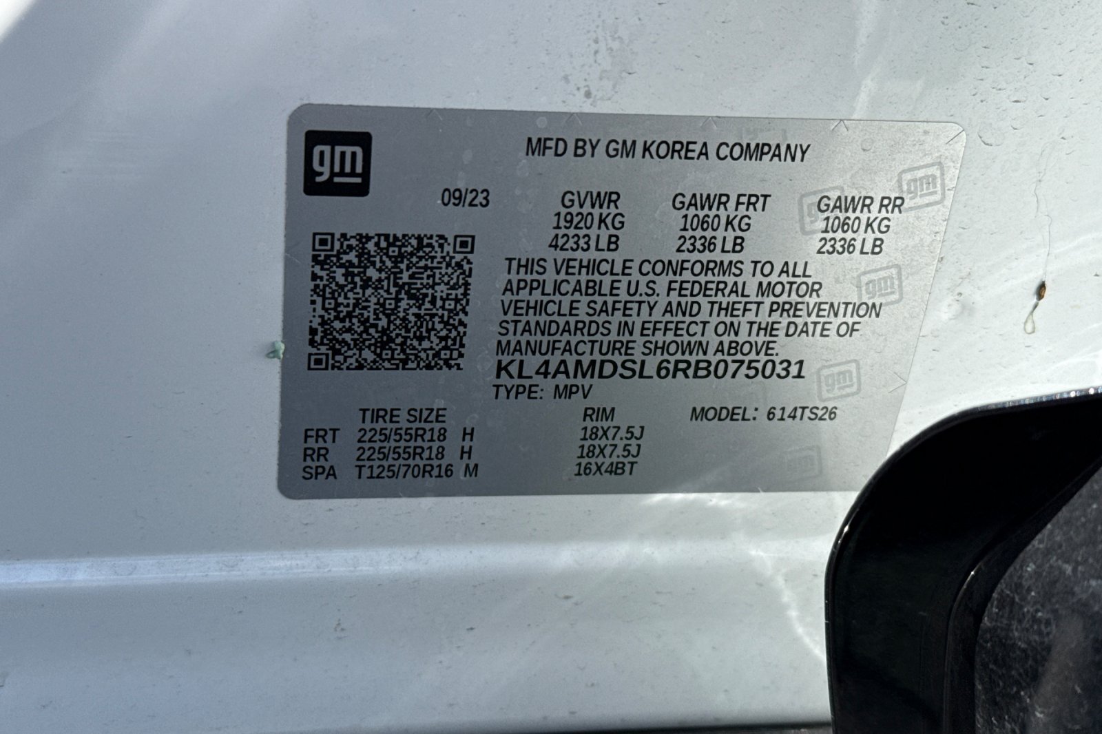 Used 2024 Buick Encore GX Sport Touring FWD image 36