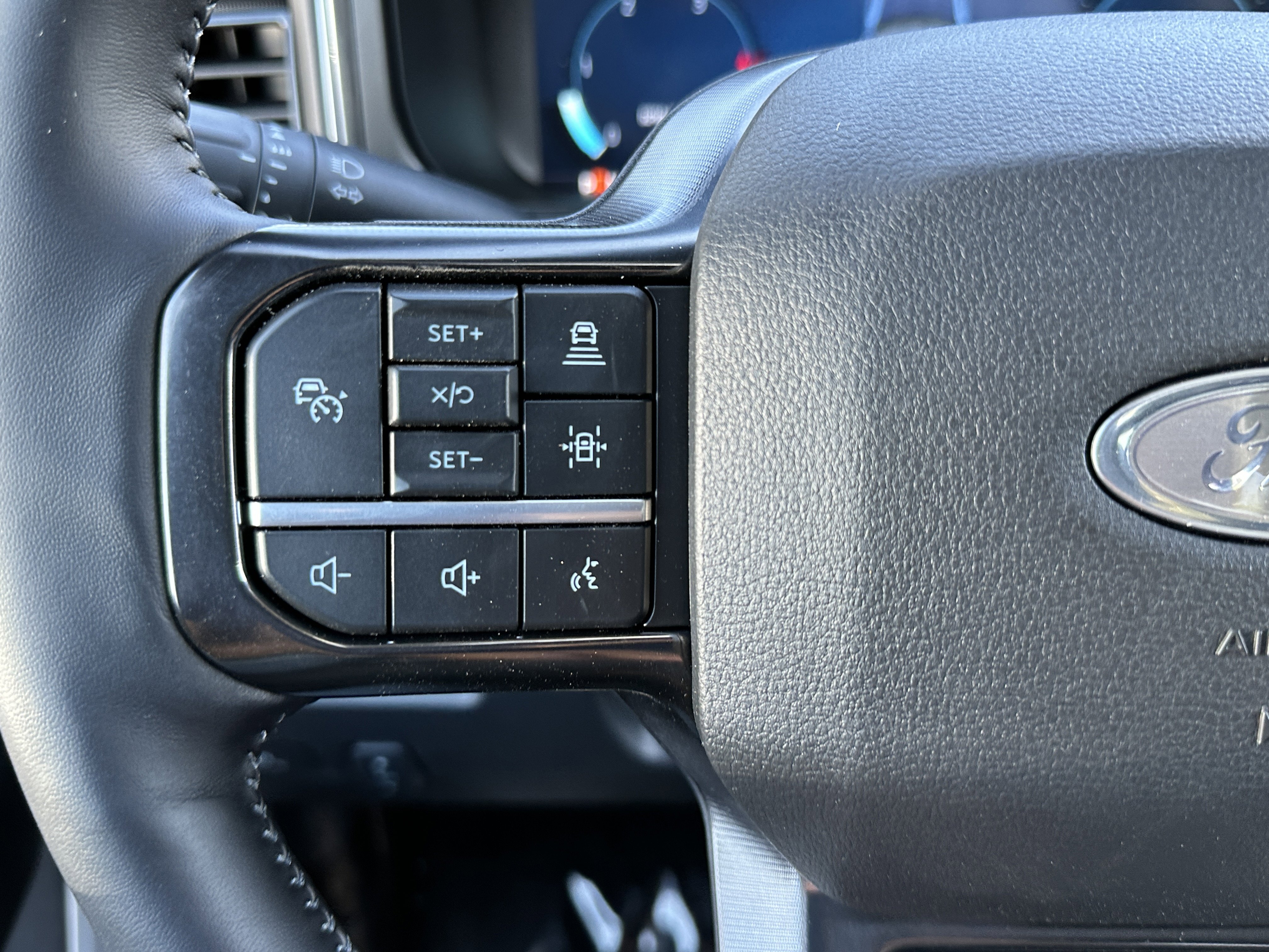 New 2026 Ford F250 Platinum image 24