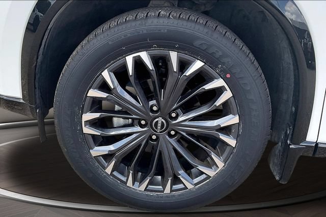 Used 2025 Nissan Rogue Platinum FWD image 9