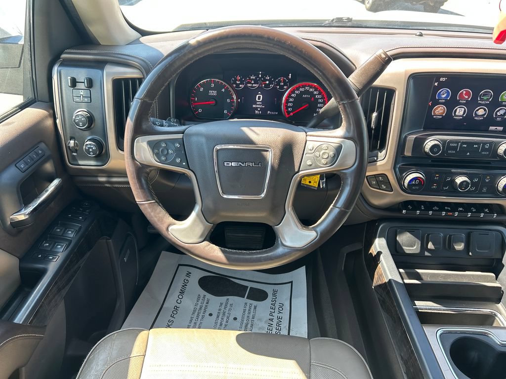 Used 2016 GMC Sierra 1500 Denali w/ Enhanced Driver Alert Package AWD/4WD image 15