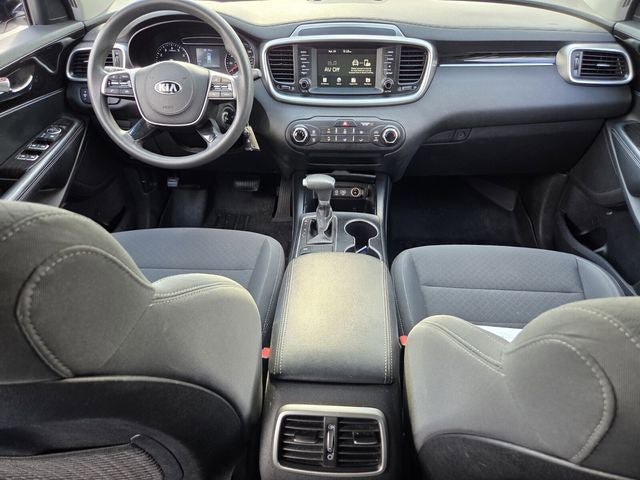 Used 2020 Kia Sorento FWD V6 image 11
