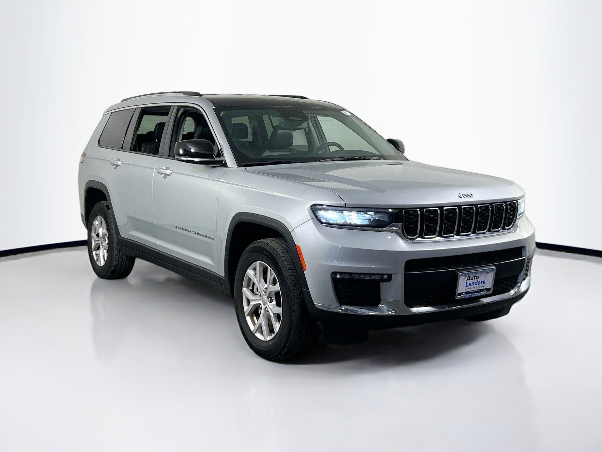 Used 2021 Jeep Grand Cherokee L Limited AWD/4WD image 3