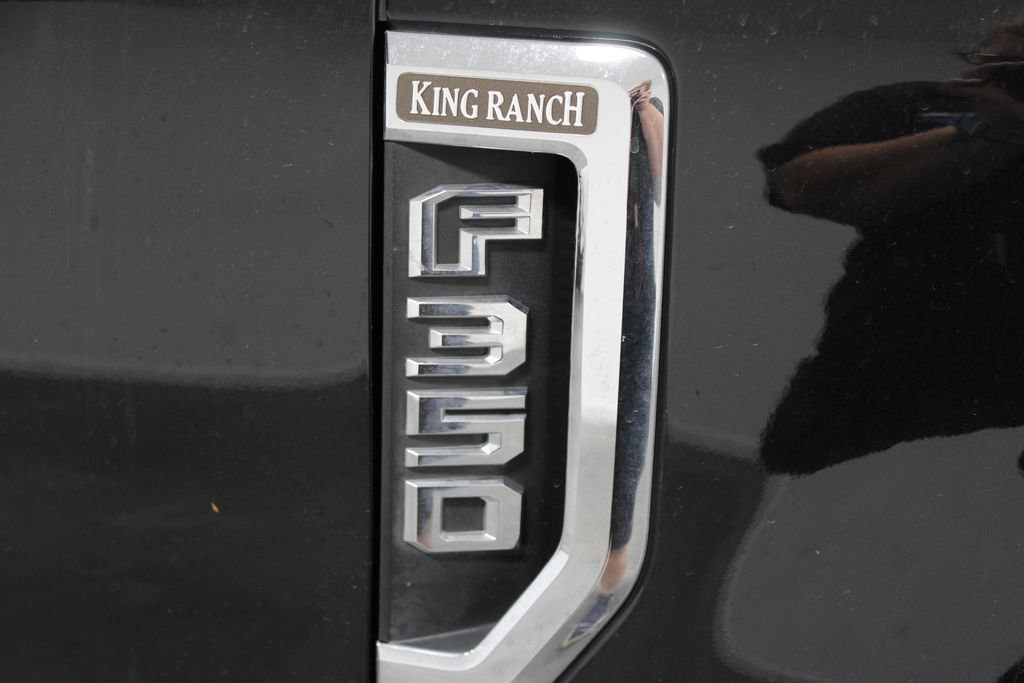 Used 2022 Ford F350 King Ranch w/ King Ranch Ultimate Package AWD/4WD image 12