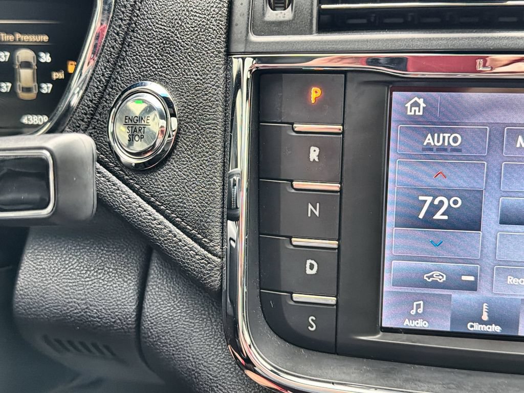 Used 2020 Lincoln Continental Reserve FWD image 23