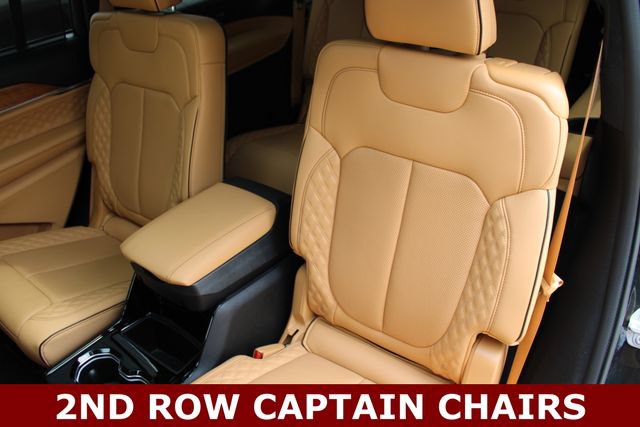 Used 2022 Jeep Grand Cherokee L Summit AWD/4WD image 10