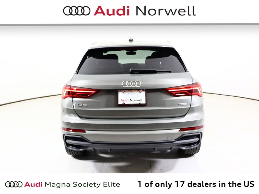 Used 2023 Audi Q3 2.0T Premium w/ Convenience Package AWD/4WD image 14