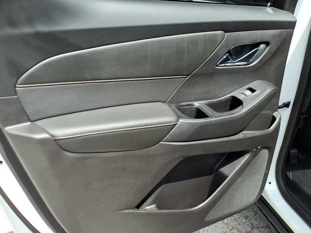 Used 2019 Chevrolet Traverse Premier w/ Redline Edition AWD/4WD image 17