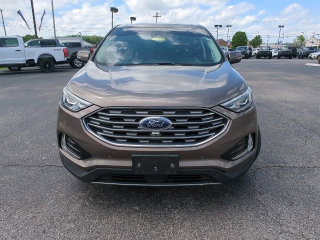 Used 2019 Ford Edge Titanium w/ Equipment Group 301A AWD/4WD image 4