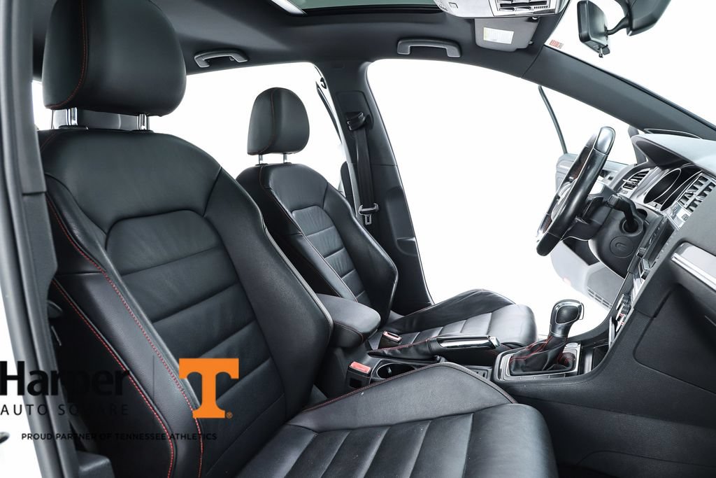 Used 2017 Volkswagen GTI SE FWD image 35