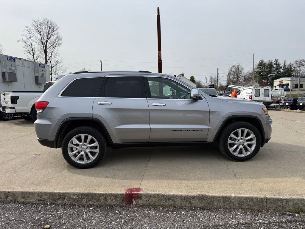 Used 2017 Jeep Grand Cherokee Limited image 5