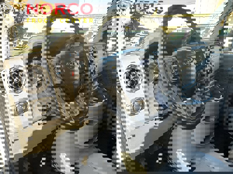 Used 2022 Ford E-350 and Econoline 350 Super Duty w/ Power Windows & Locks Group RWD image 19