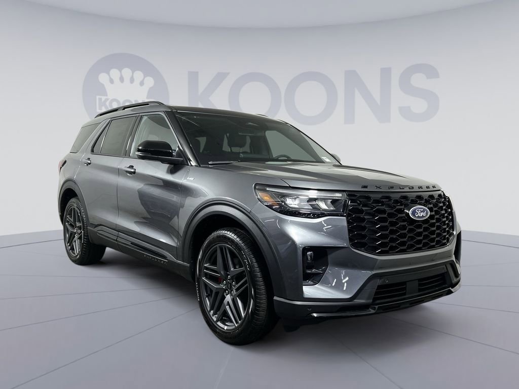Used 2025 Ford Explorer ST-Line w/ Premium Package image 10