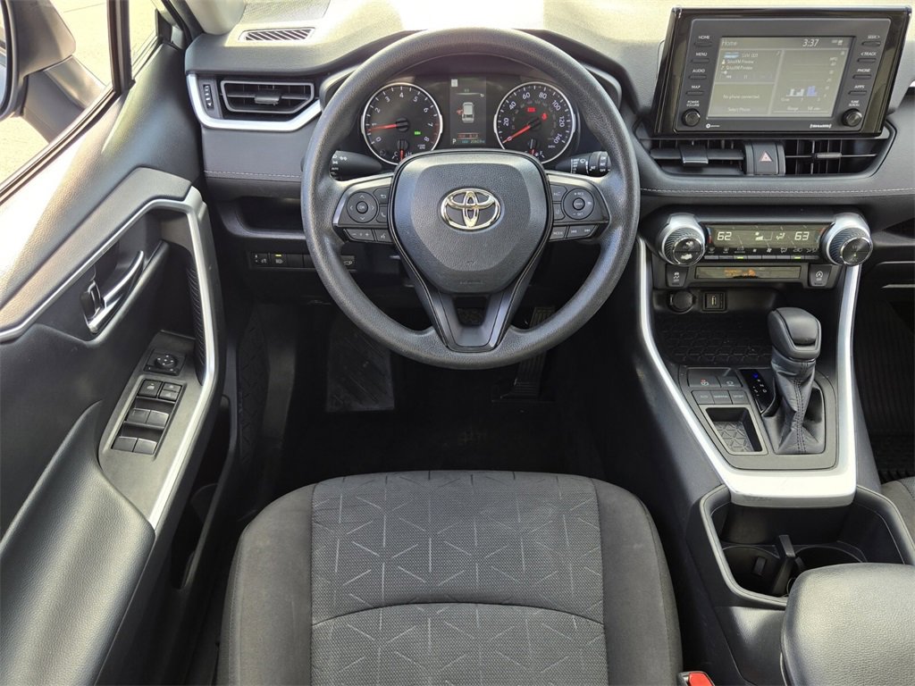 Used 2022 Toyota RAV4 XLE image 12