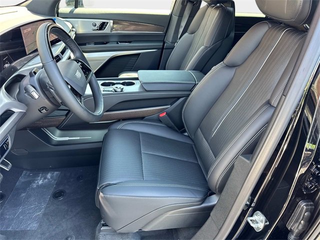 New 2026 Cadillac Vistiq Luxury w/ LPO, Floor Liner Package image 22