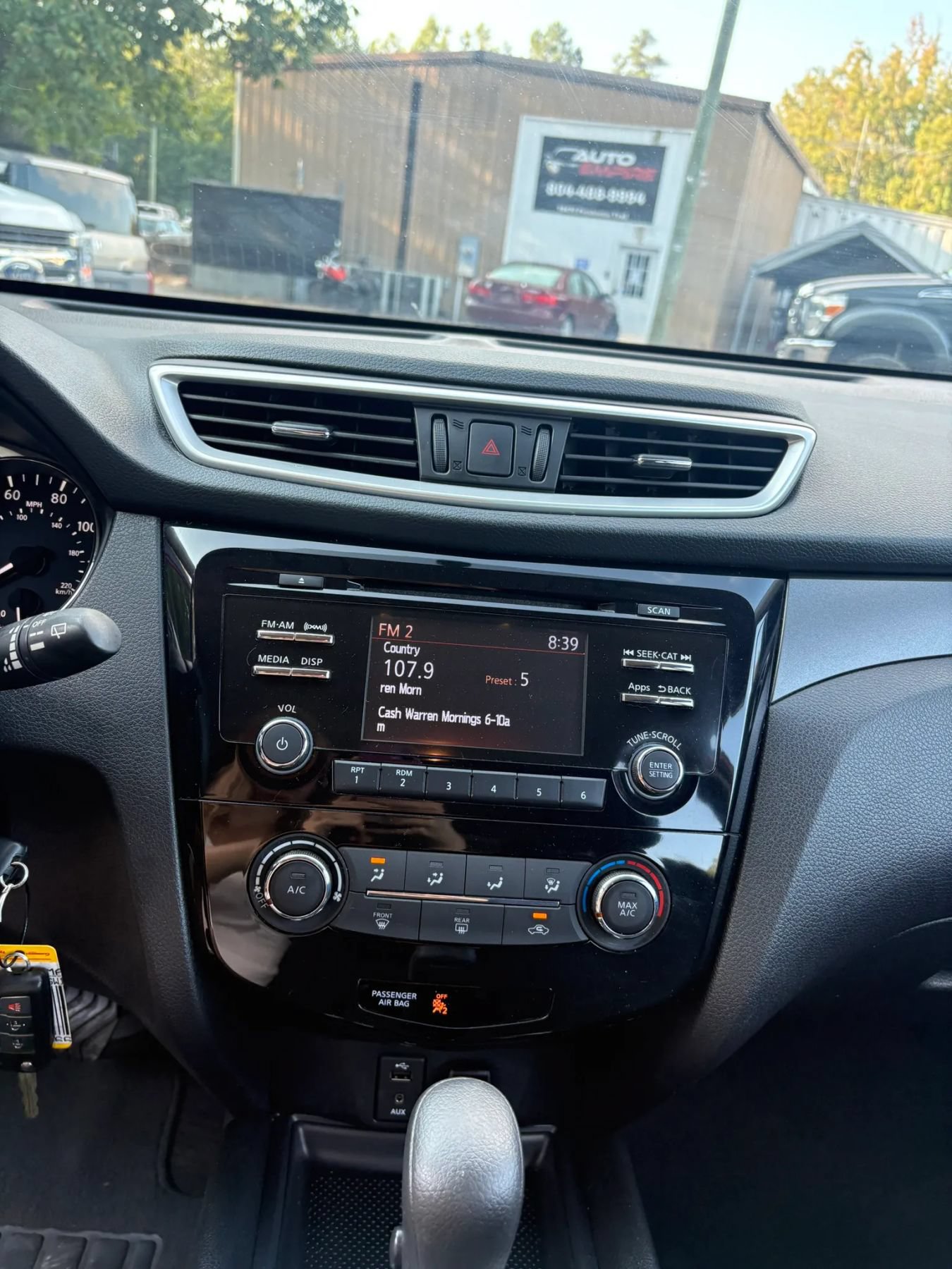 Used 2016 Nissan Rogue S AWD/4WD image 43