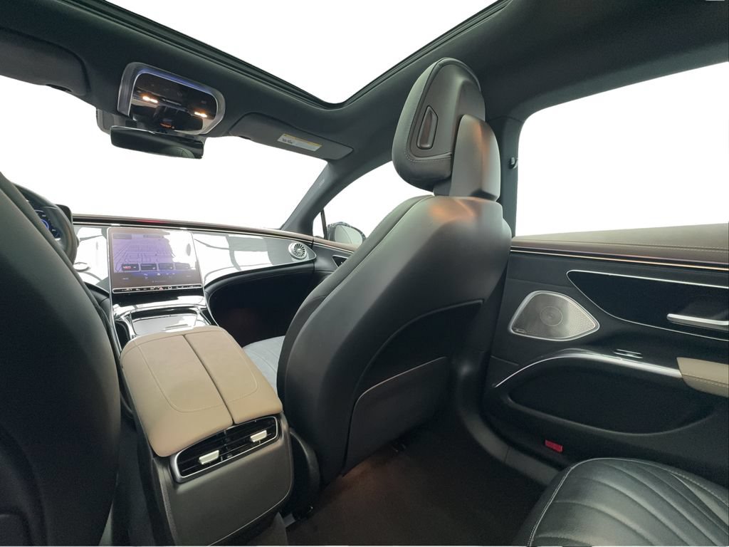 Used 2023 Mercedes-Benz EQS 450+ Sedan image 40