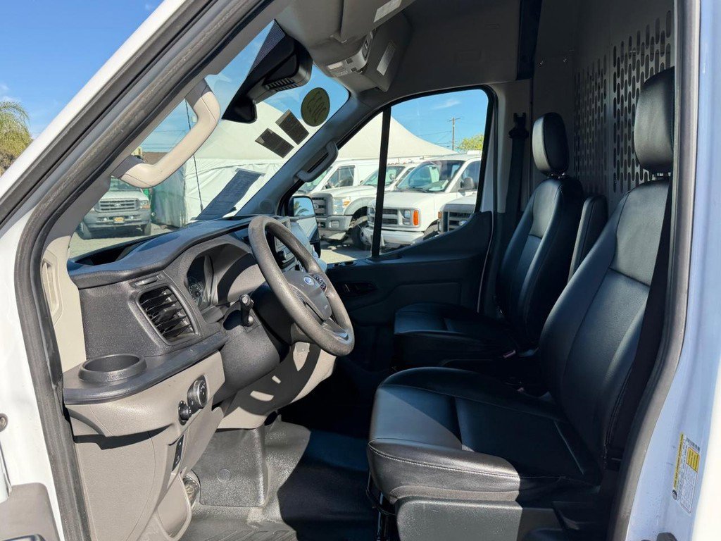 Used 2023 Ford Transit 150 Medium Roof image 28