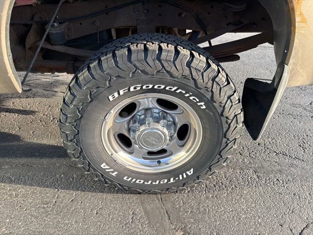 Used 2003 Ford F350 Lariat AWD/4WD image 6