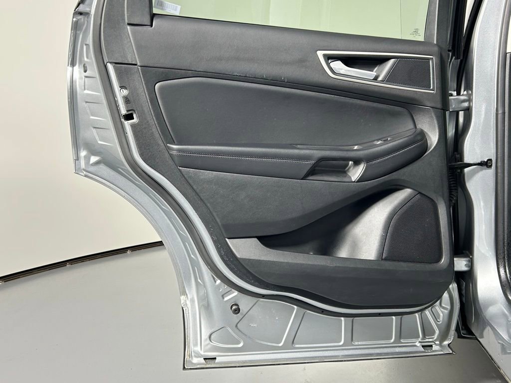 Used 2024 Ford Edge SEL image 14