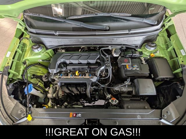 Used 2024 Hyundai Venue SEL image 23