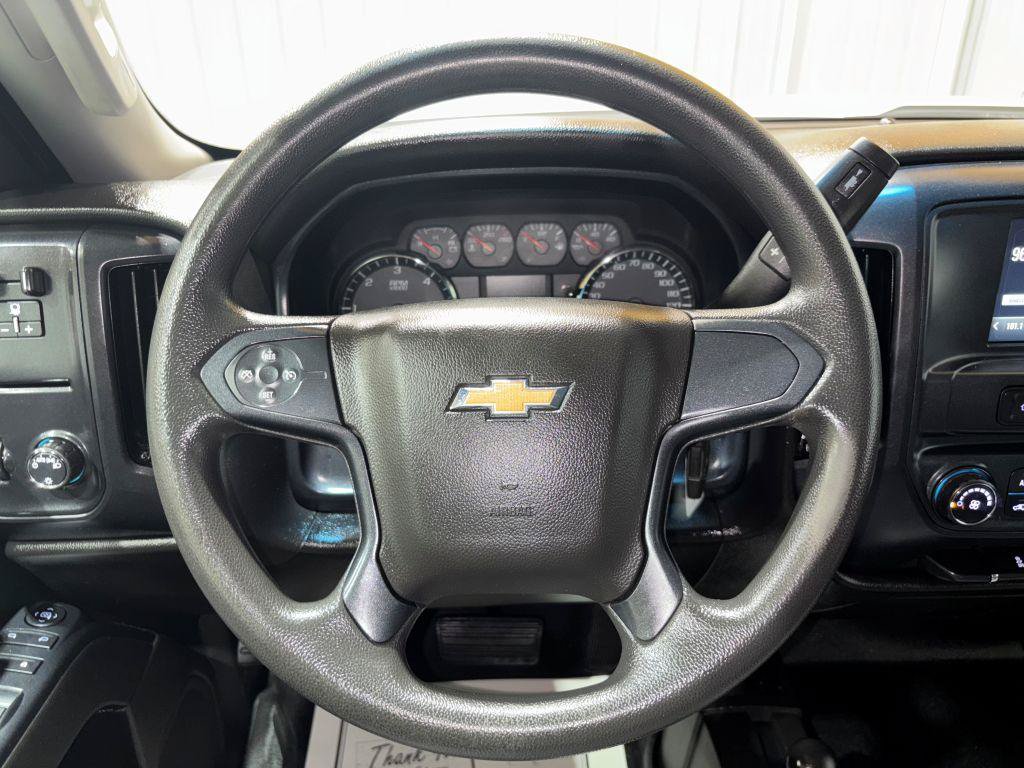 Used 2019 Chevrolet Silverado 2500 W/T AWD/4WD image 18