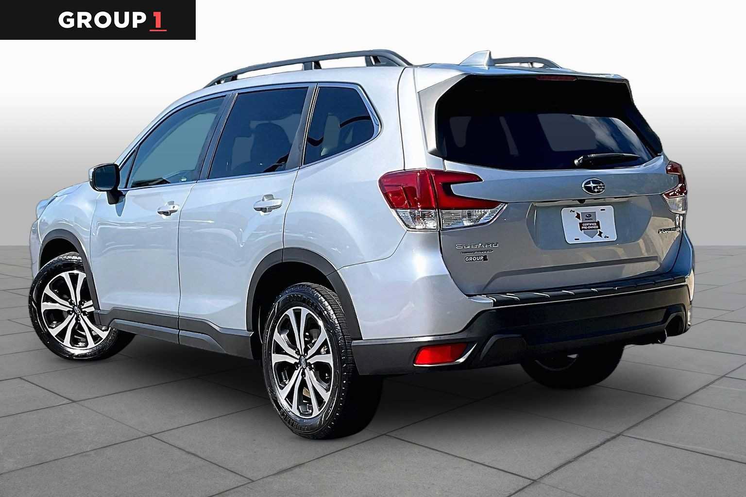 Used 2023 Subaru Forester Limited AWD/4WD image 12