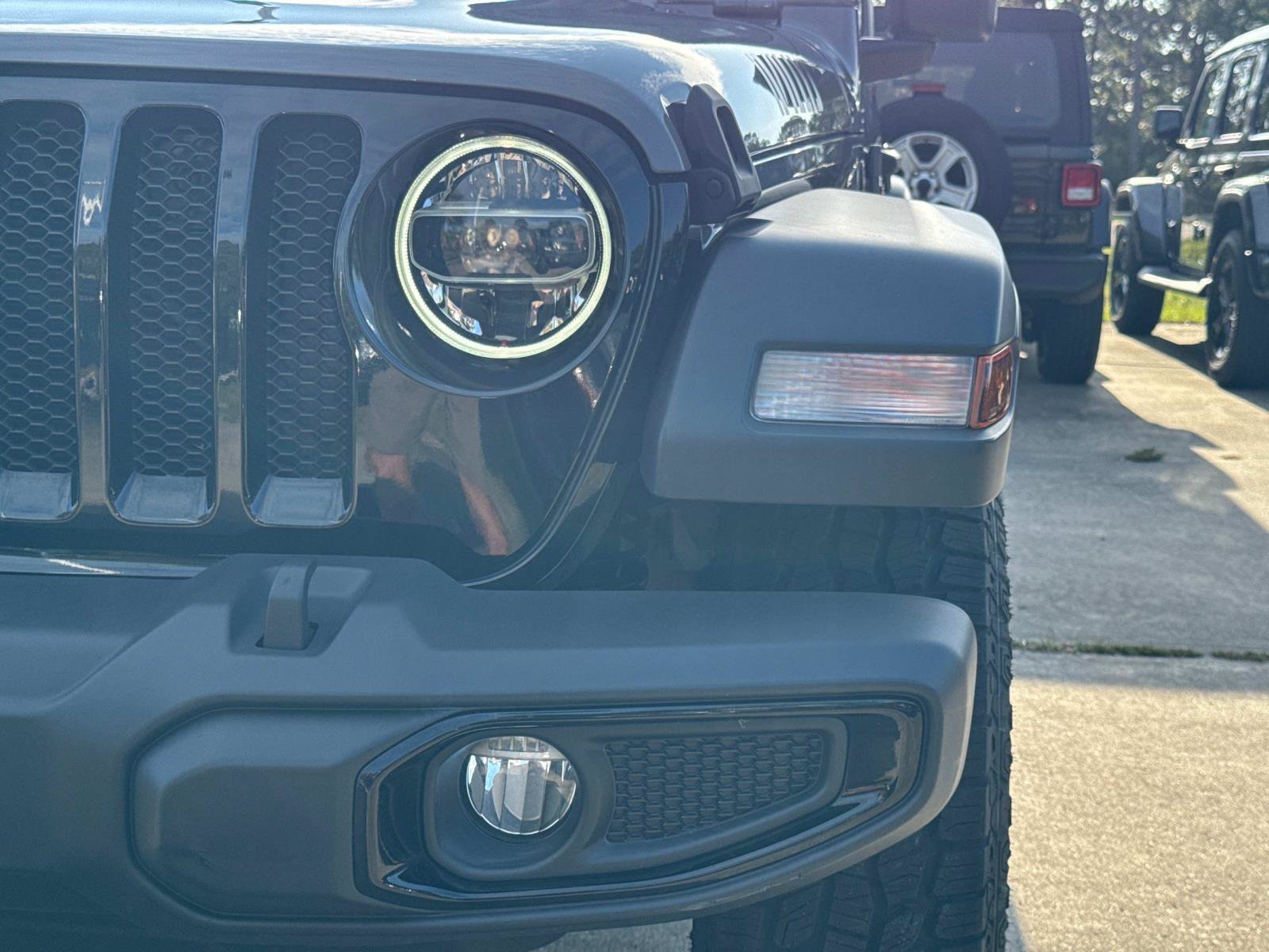 Used 2021 Jeep Wrangler Unlimited Sport AWD/4WD image 9