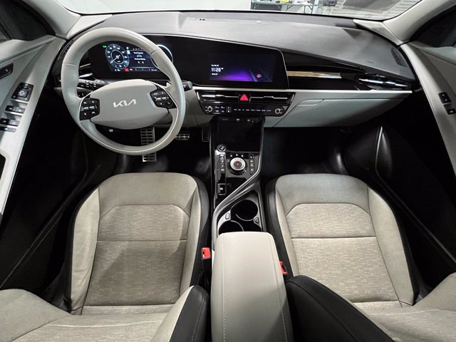 Used 2023 Kia Niro Wave FWD image 17