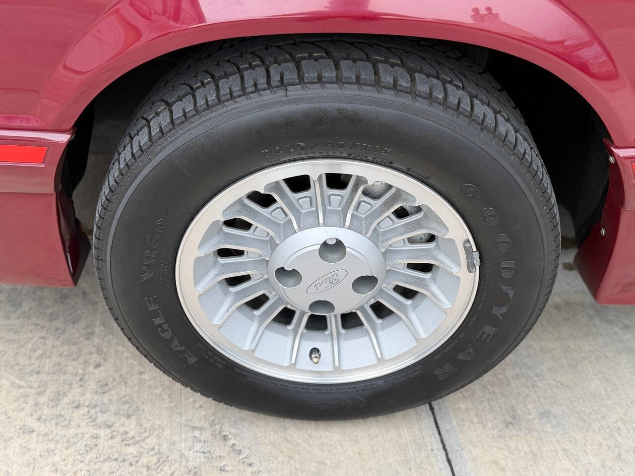 Used 1988 Ford Mustang GT image 51