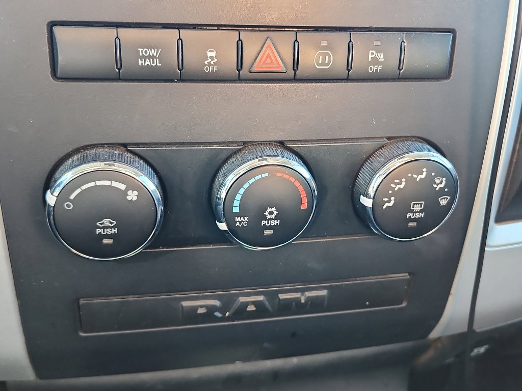 Used 2012 RAM 1500 Classic SLT w/ Protection Group image 23