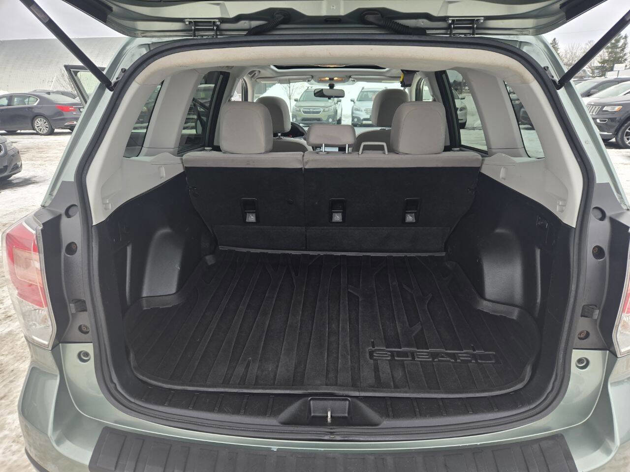 Used 2017 Subaru Forester 2.5i Premium w/ All-Weather Package image 26