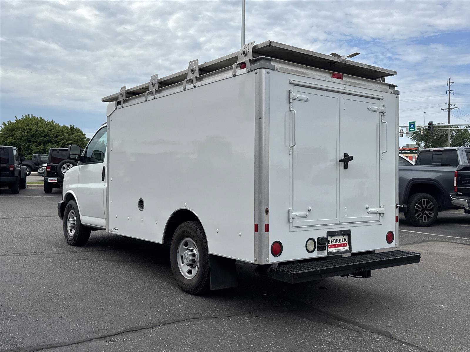 Used 2014 Chevrolet Express 3500 RWD image 5