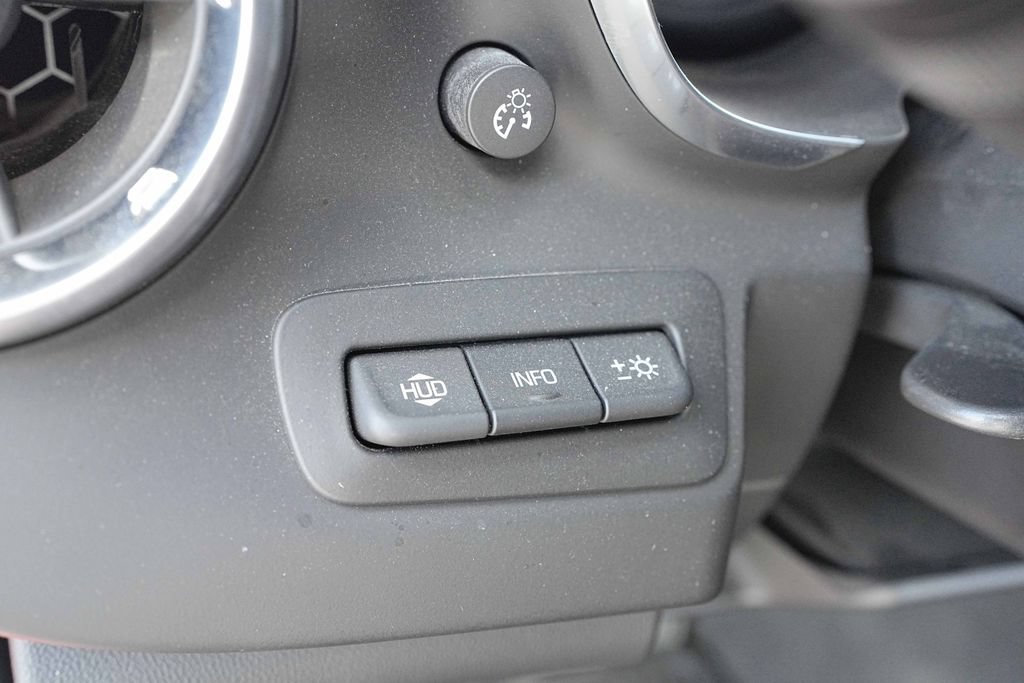 Used 2019 Chevrolet Camaro ZL1 RWD image 36