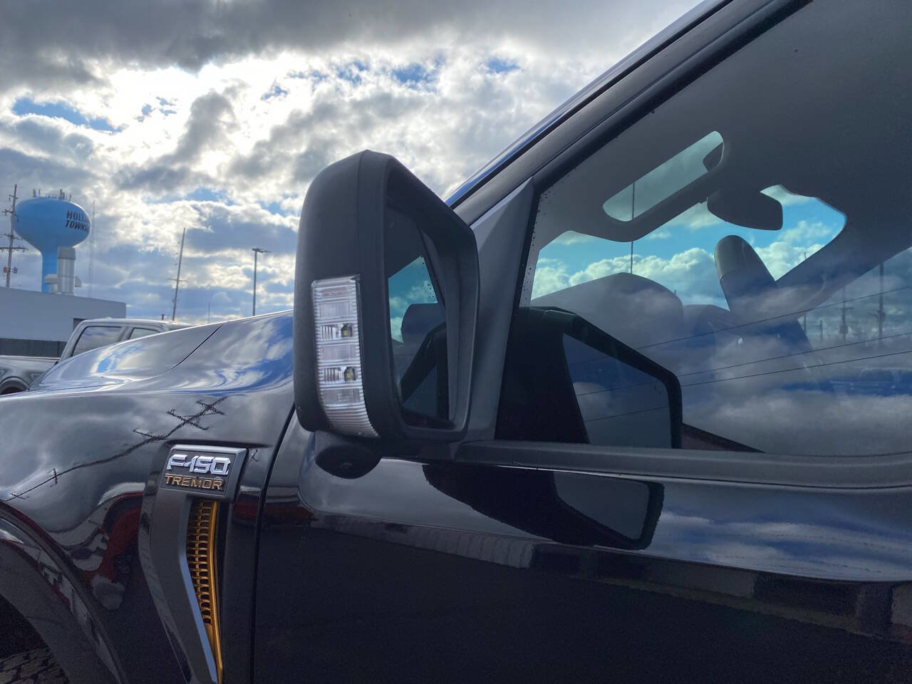 Used 2024 Ford F150 Tremor w/ Bed Utility Package image 16