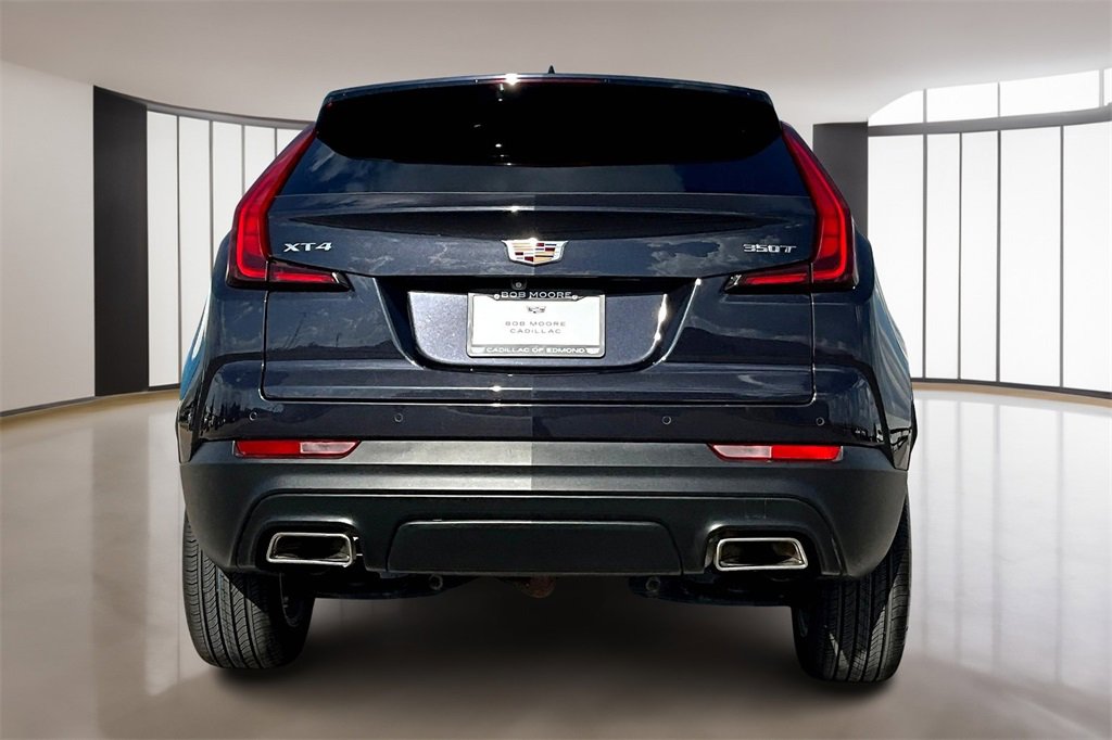 Certified 2023 Cadillac XT4 Luxury w/ Cold Weather Package image 4