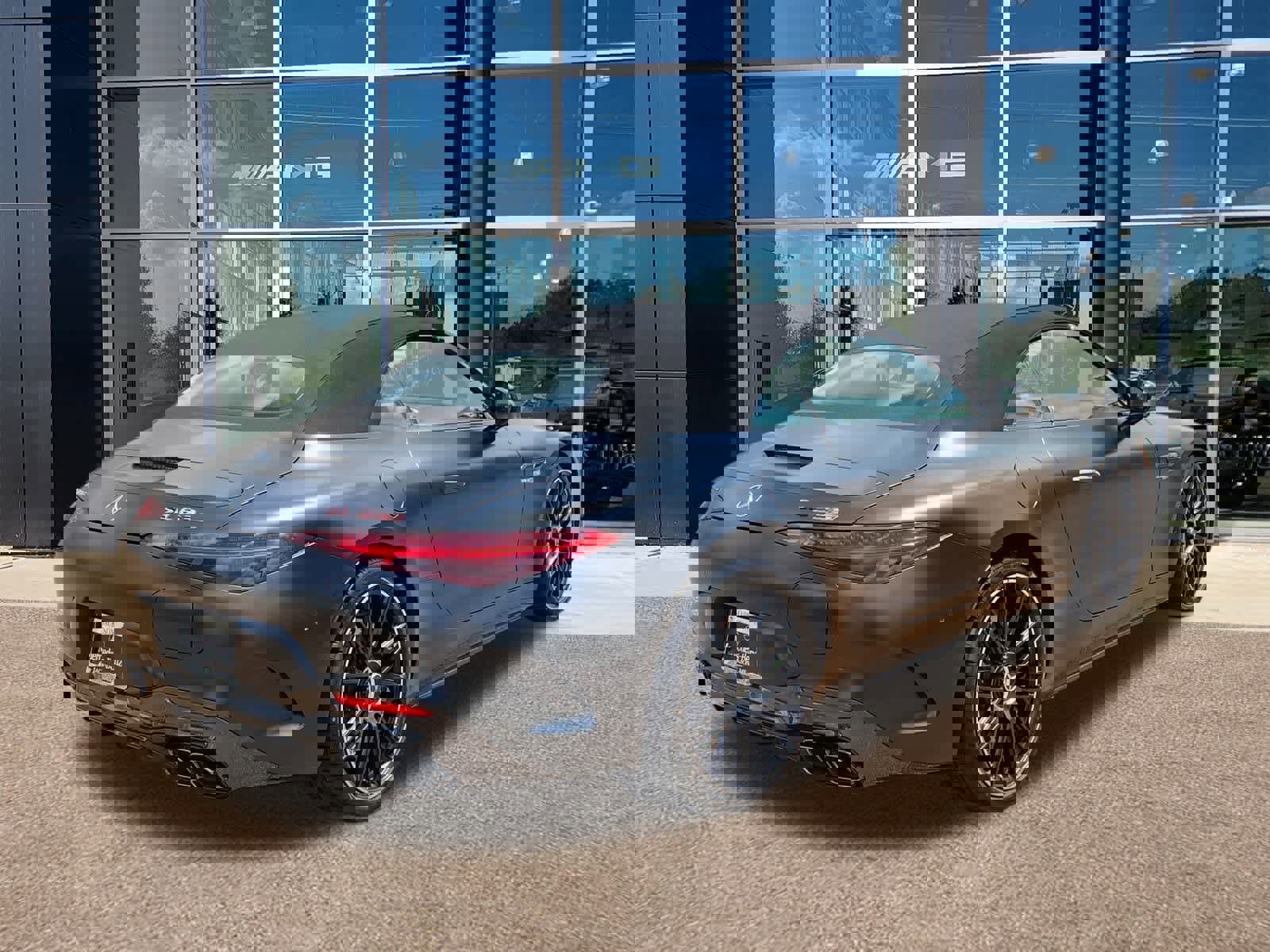 New 2025 Mercedes-Benz SL 63 AMG S e Performance 4MATIC image 28