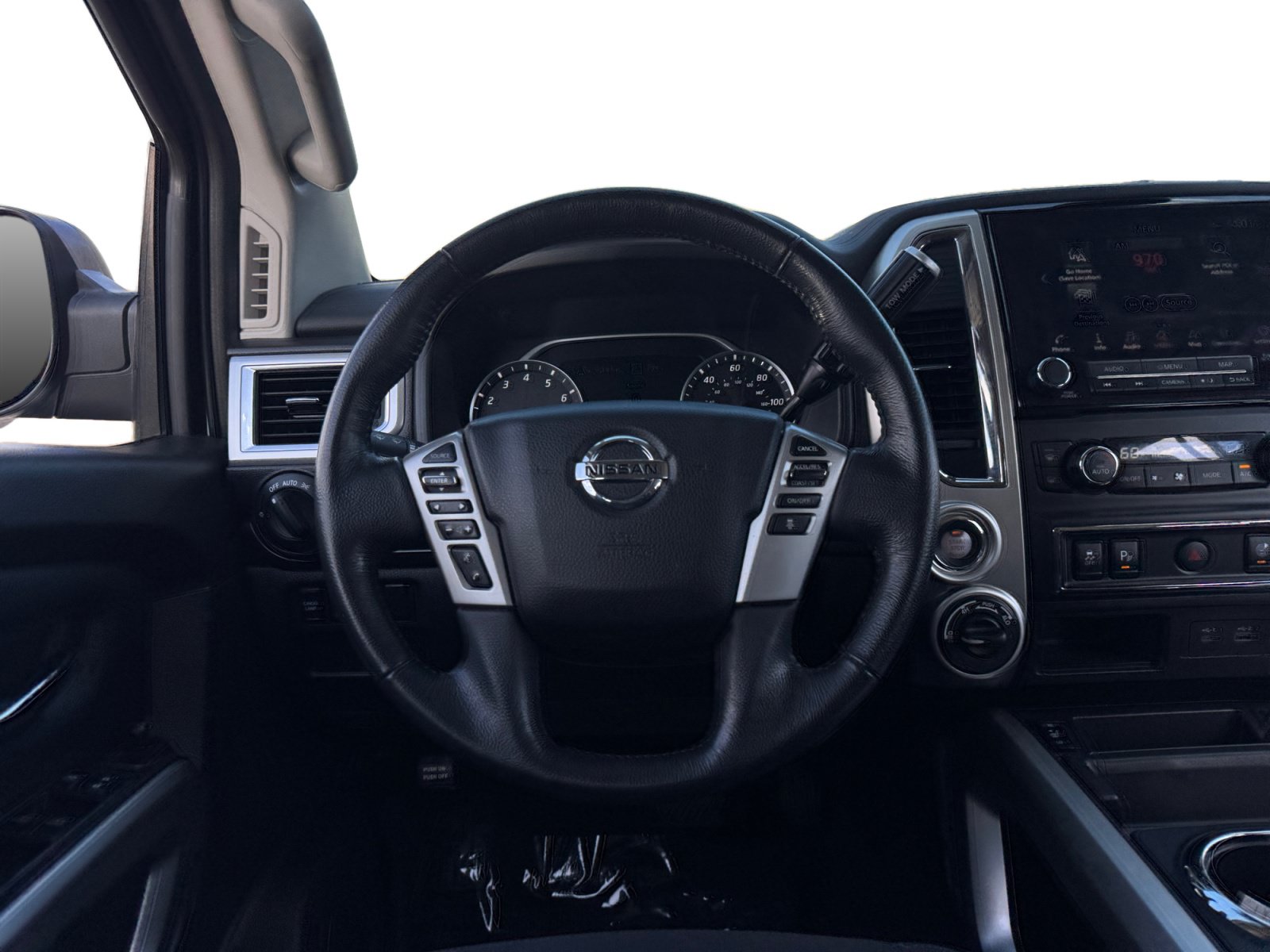 Used 2021 Nissan Titan SV w/ SV Convenience Package AWD/4WD image 12