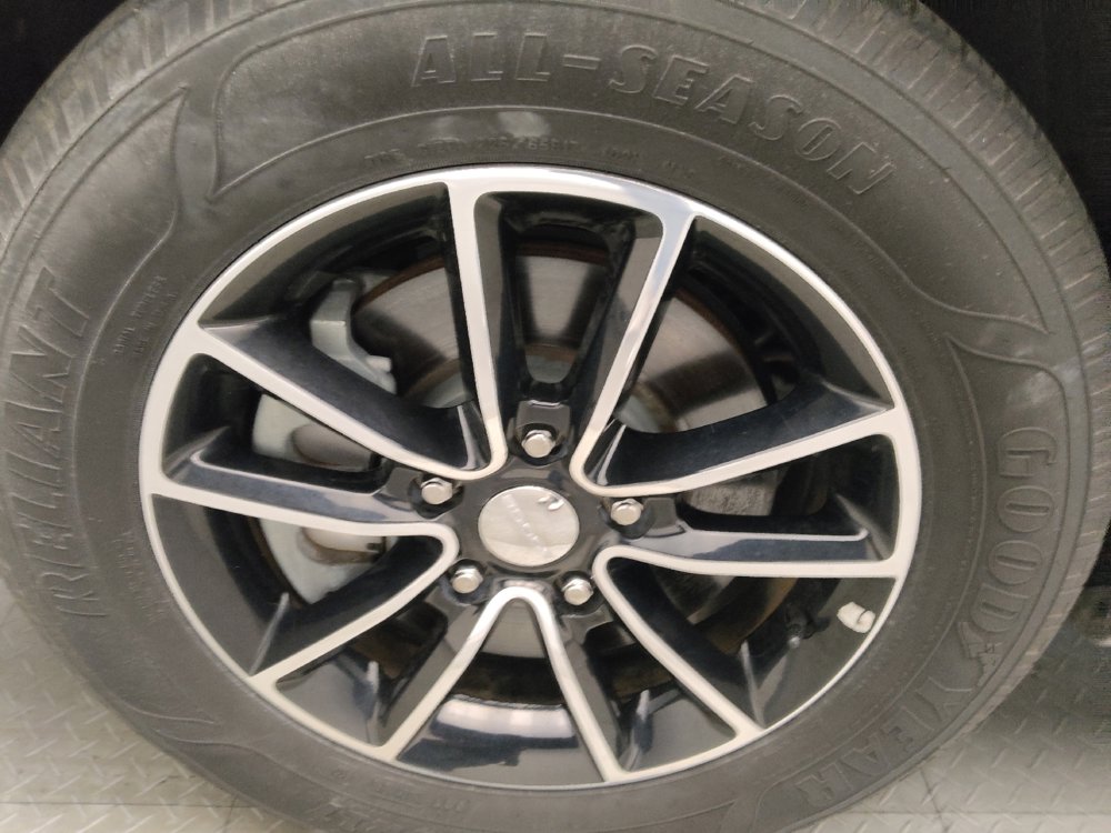 Used 2018 Dodge Grand Caravan GT FWD image 31