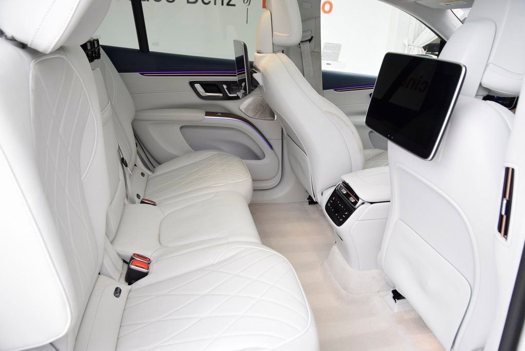 Certified 2023 Mercedes-Benz EQS 450+ SUV image 19