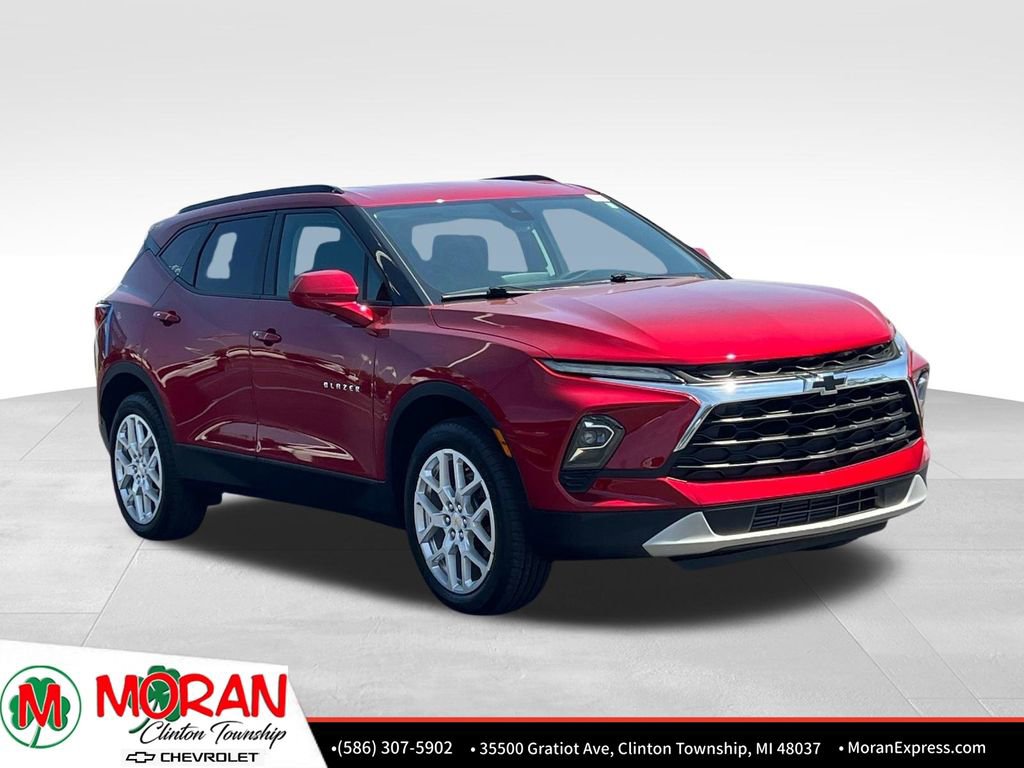 Used 2024 Chevrolet Blazer LT w/ Convenience Package FWD image 9