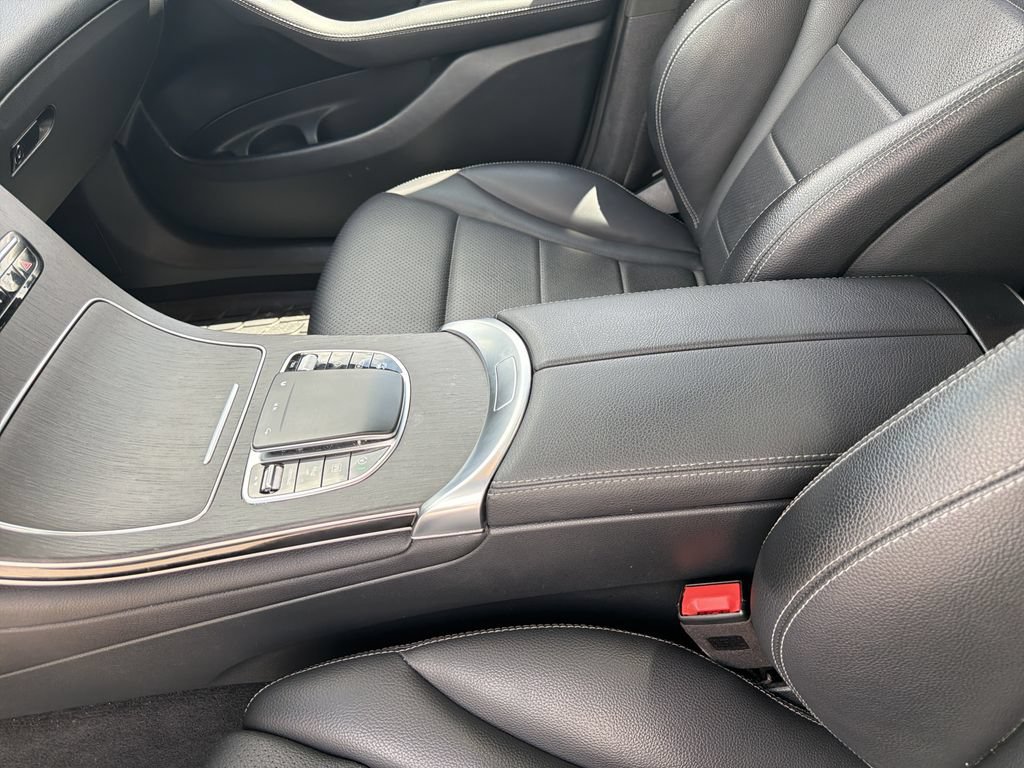 Used 2021 Mercedes-Benz GLC 300 4MATIC image 22